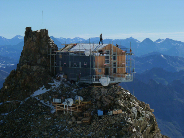 14-07-aigle-fin-chantier
