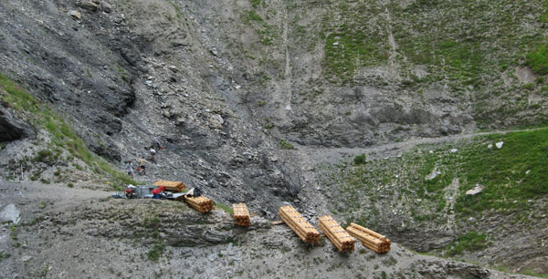 Au début du chantier - photo T.Maillet - Parc national des Ecrins 2009-07-malafosse-avant