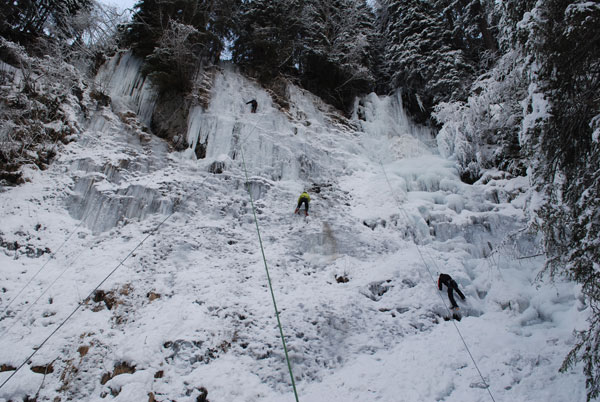 2013-01-cascades-oisans3