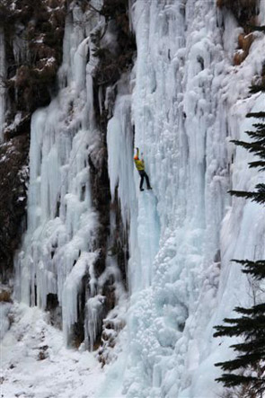 2011-01-cascade-oisans-v3