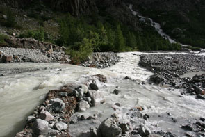 2011-08-crue-torrent-295