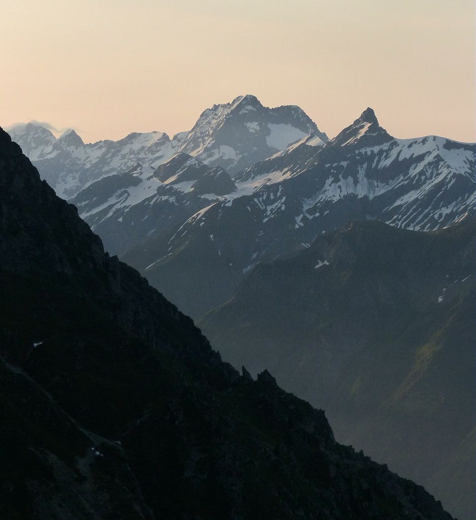 Vue sur Le Sirac et l'aiguille de Morge ©Ludovic Imberdis - Parc national des Ecrins