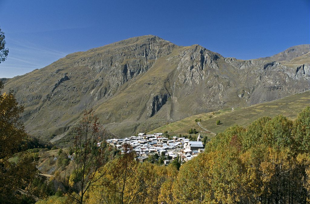 Besse-en-Oisans ©Bernard Nicollet - Parc national des Ecrins