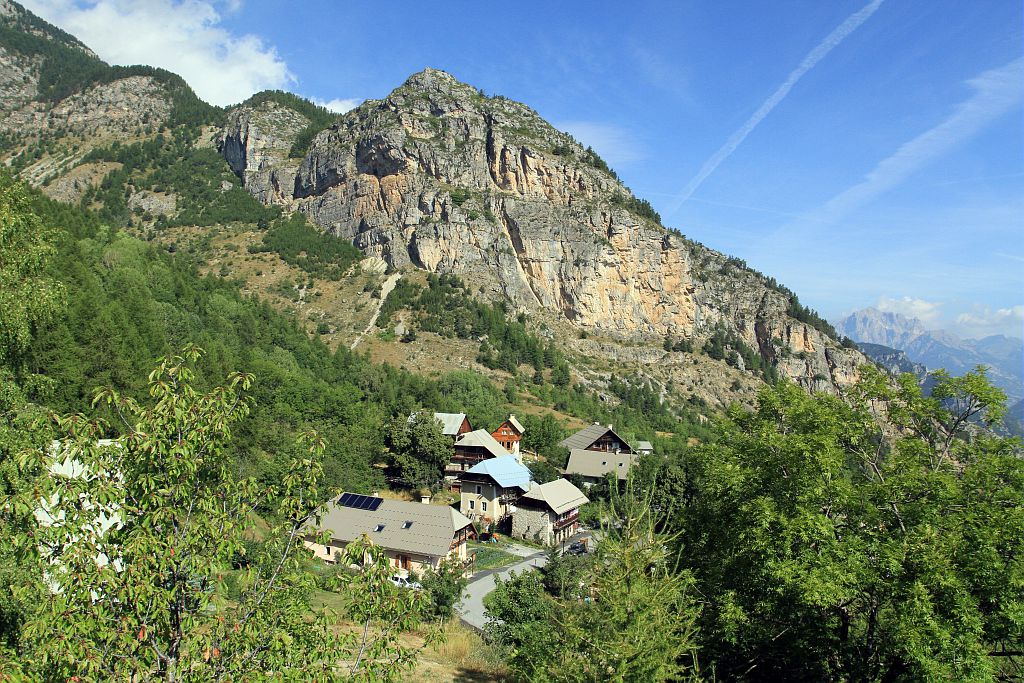 Le Ponteil - commune de Champcella © Jean-Philippe Telmon - Parc national des Ecrins Le Ponteil - commune de Champcella © Jean-Philippe Telmon - Parc national des Ecrins