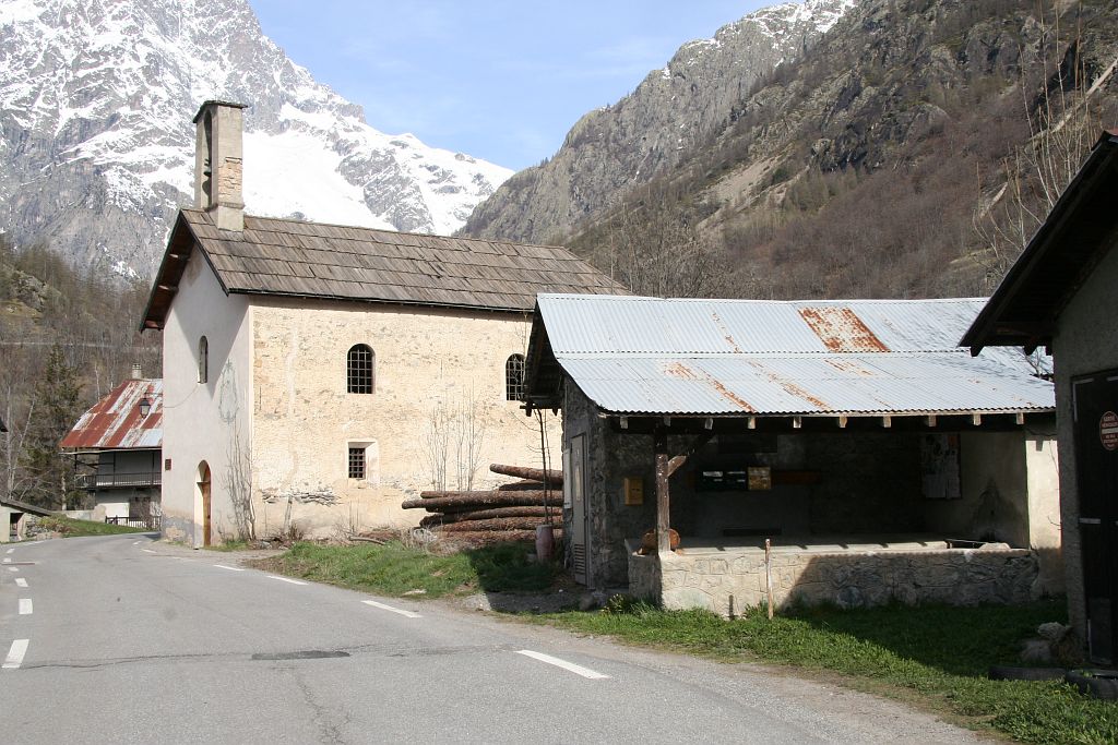 Fontaine des Claux - Pelvoux ©Jean-Philippe Telmon - Parc national des Ecrins Fontaine des Claux - Pelvoux ©Jean-Philippe Telmon - Parc national des Ecrins