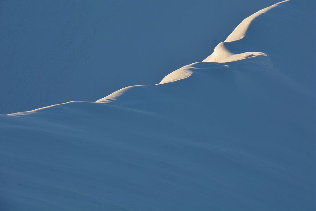 corniche de neige - © M.Coulon - Parc national des Ecrins corniche de neige - © M.Coulon - Parc national des Ecrins