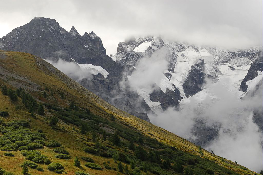 Le massif de la Meije vu du col du Lautaret © PNE / Mireille Coulon