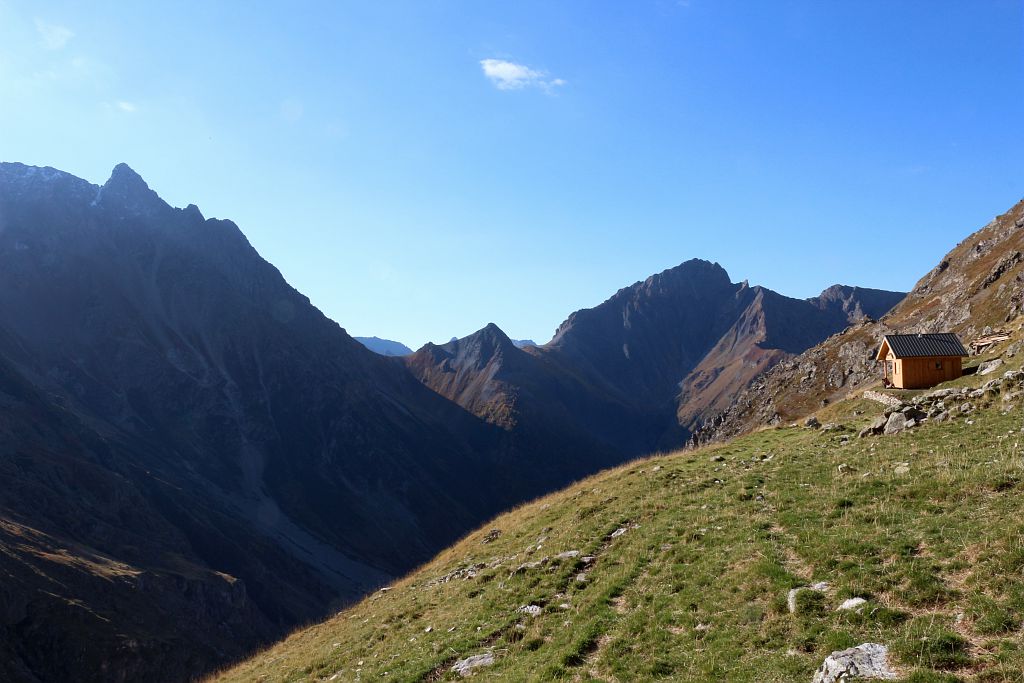 Cabane du Ramu - pic de Valsenestre - col des Marmes - col de Cote Belle versant Valsenestre © PNE / Christophe Albert