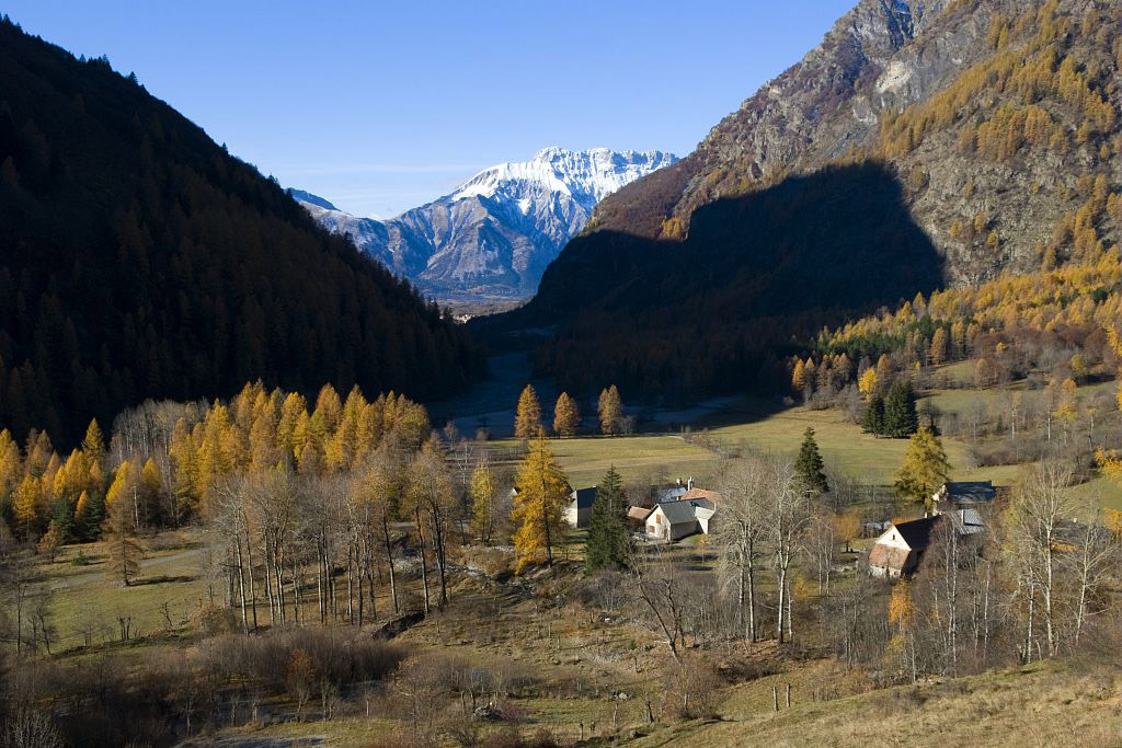 le hameau de Molines-en-Champsaur © PNE / Vincent Dominique