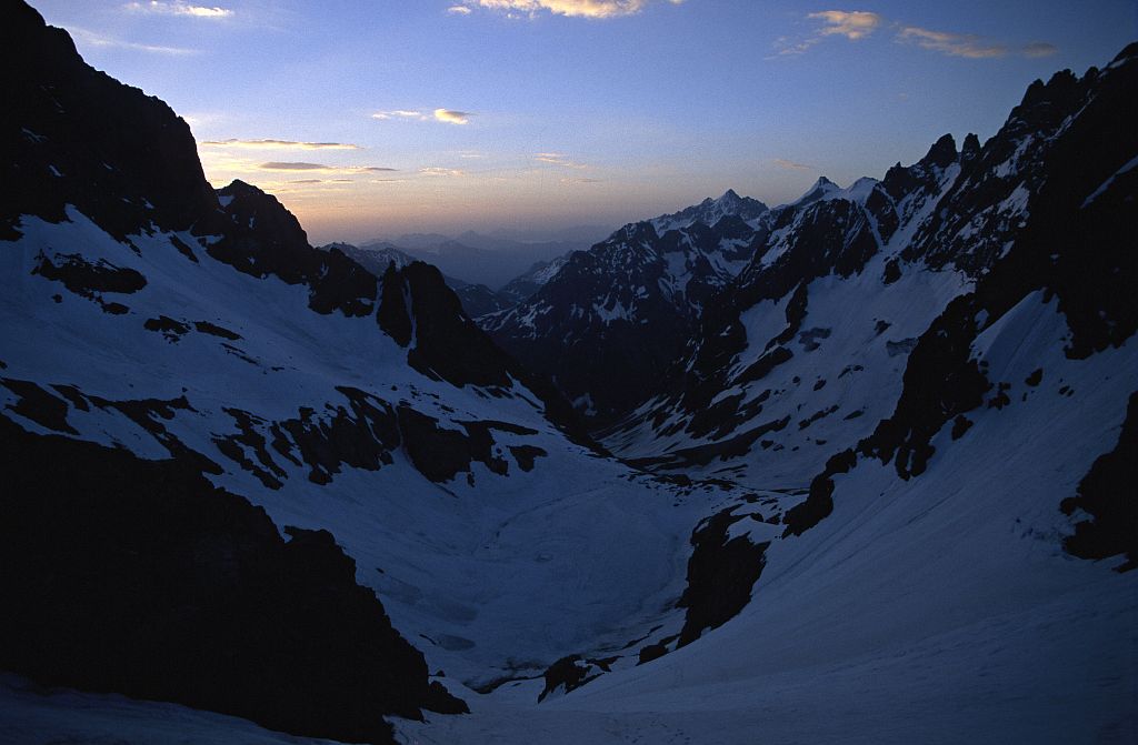 Montée au col des Chamois, lac du Pavé © Cyril Coursier - Parc national des Ecrins