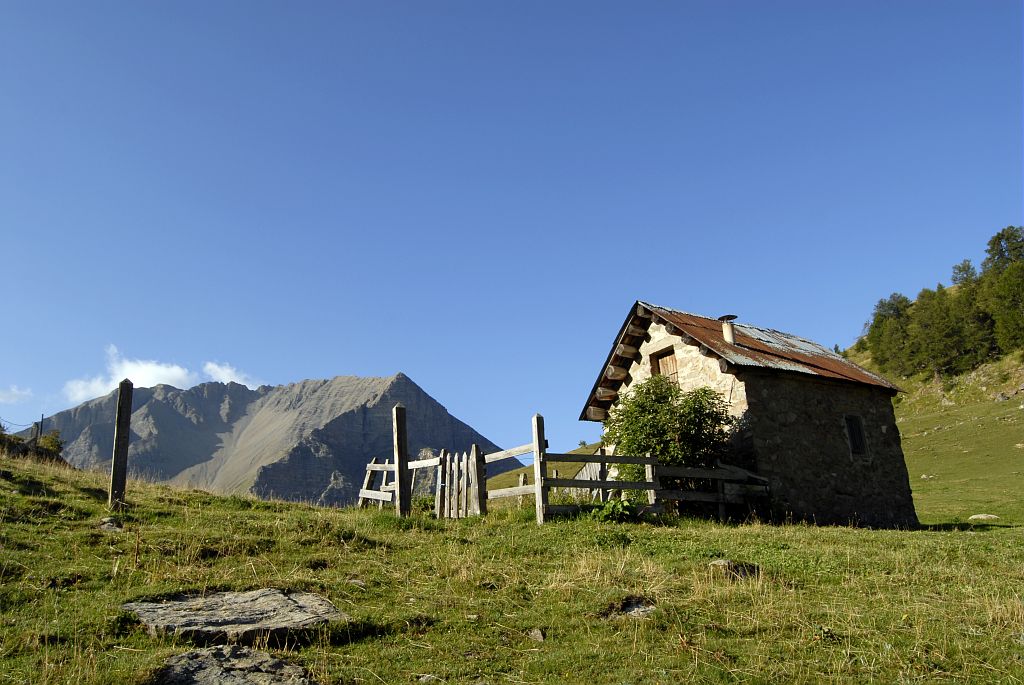 Cabane du distroit © Mireille Coulon - Parc national des Ecrins