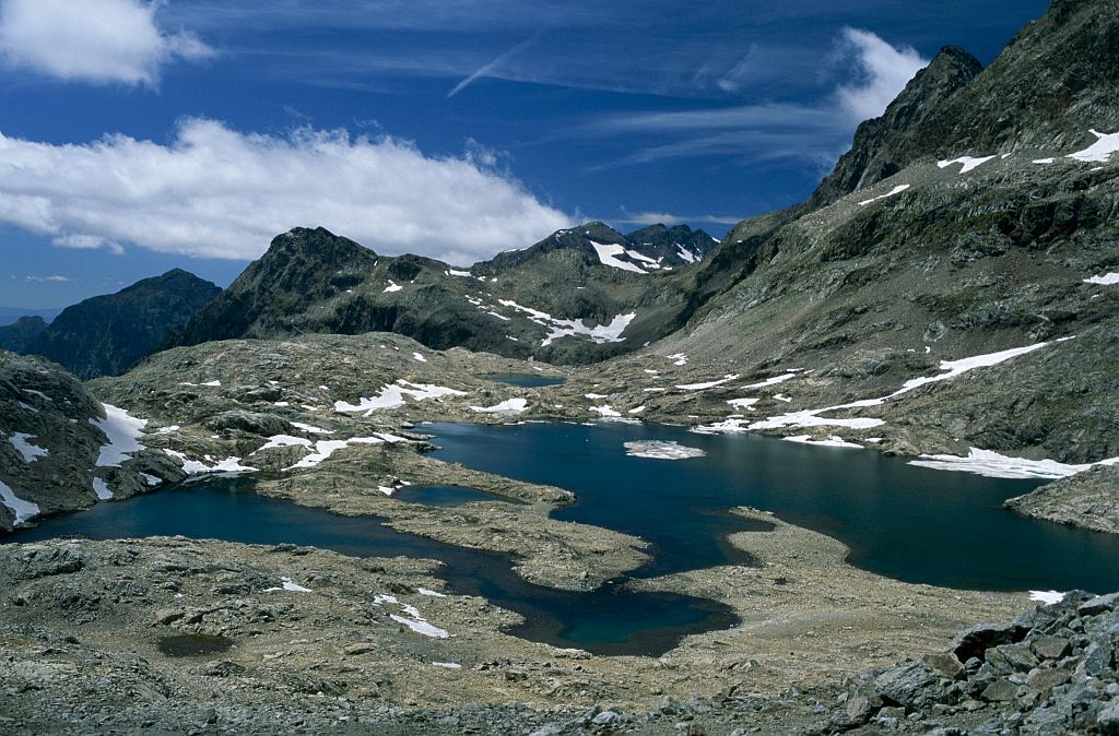 Les lacs de Crupillouse © Jean-Pierre Nicollet - Parc national des Ecrins Les lacs de Crupillouse © Jean-Pierre Nicollet - Parc national des Ecrins