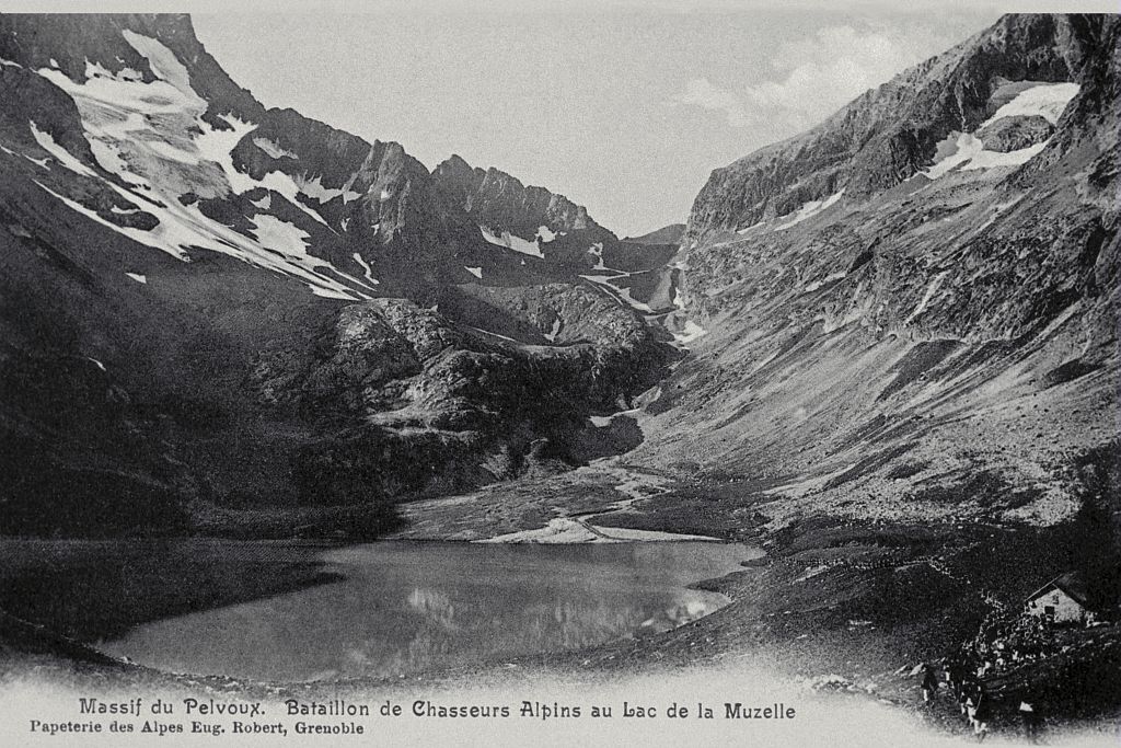 Bataillon de chasseurs alpins au lac de la Muzelle - collection Lucien Tron Bataillon de chasseurs alpins au lac de la Muzelle - collection Lucien Tron