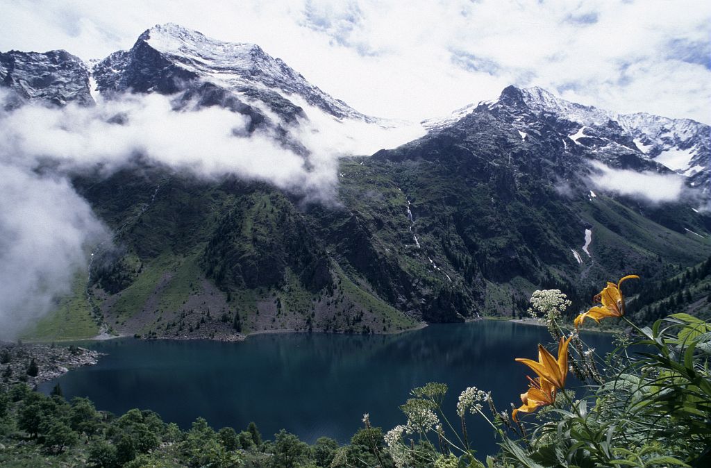 Le lac du Lauvitel © Denis Fiat - Parc national des Ecrins Le lac du Lauvitel © Denis Fiat - Parc national des Ecrins