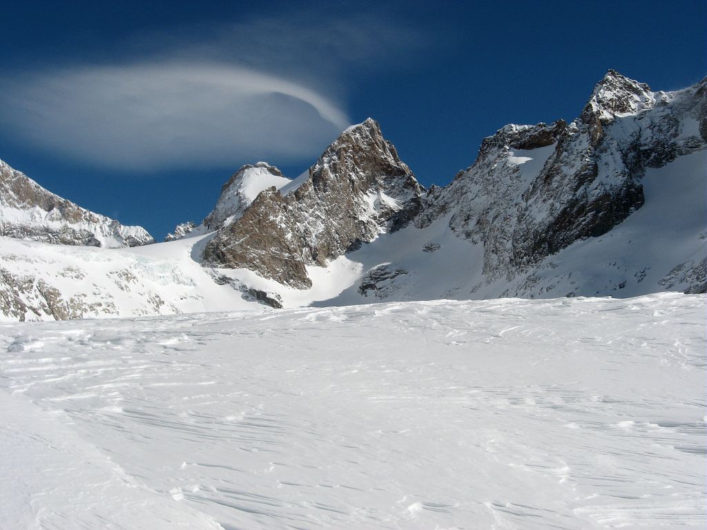 Brèche du Râteau, têtes du Replat © Jérôme Foret, Parc national des Ecrins.