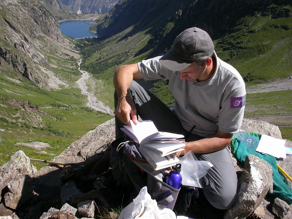 Inventaire papillons, réserve intégrale du Lauvitel © Olivier Warluzelle, Parc national des Ecrins.