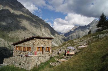 Refuge de l'Alpe du Pin