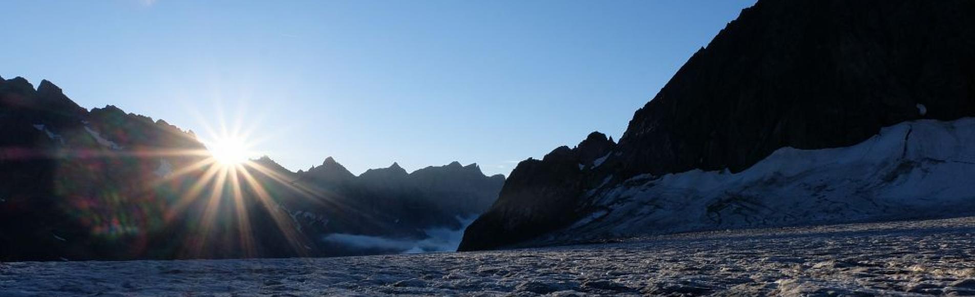 Glacier blanc, arrivée du soleil - © M.Coulon - Parc national des Écrins