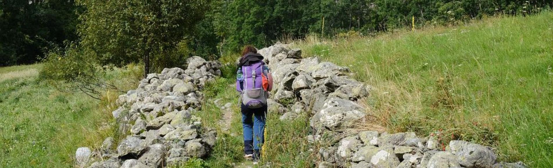 GR54 entre le Clot et le Bourg © D. Vincent - PNE GR54 entre le Clot et le Bourg © D. Vincent - PNE
