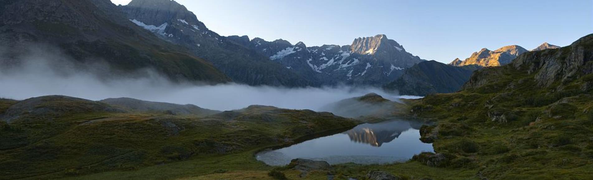 Le lac du Lauzon -  le Sirac © Pascal Saulay - Parc national des Ecrins