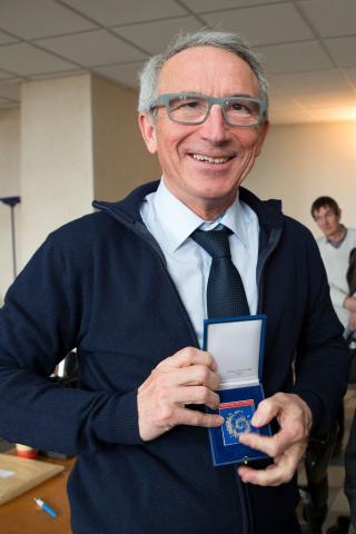 Christian Pichoud a reçu la médaille des Parcs nationaux - photo P.Saulay-Parc national des Ecrins
