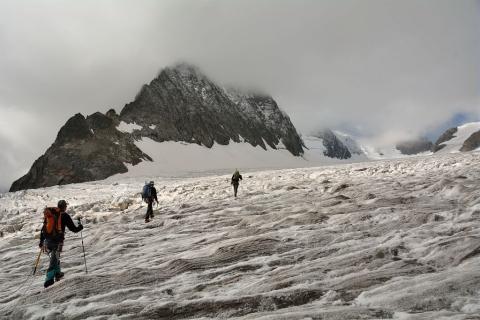 Relevés balises glacier Blanc - sept 2014 © M-Coulon - Parc national des Ecrins