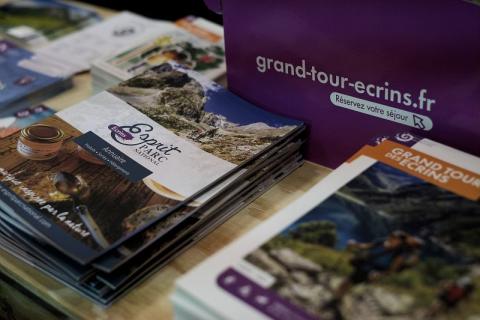 Grand tour des Ecrins et Esprit parc national au salon destination nature - Paris mars 2018 -© F.Chenel - L'agence nature 