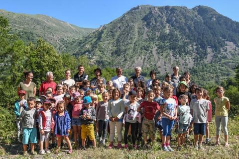 Baptème du gypaéton 26 juin 2018 par les écoliers du Freney et de Mizoen - © Bernard Clouet