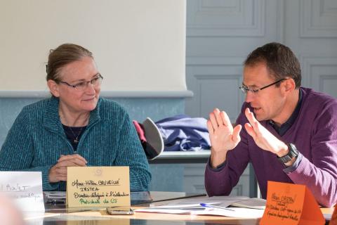 Marie-Hélène Cruveiller, présidente du Conseil scientifique et Pierre Commenville, directeur du Parc national - Conseil scientifique -  oct 2018 - © P.Saulay - Parc national des Ecrins