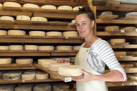 Fromagerie Pré la Combe -photo Fabien Thibault - Esprit parc national des Ecrins