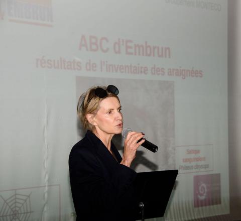 Restitution ABC d'Embrun et Fête de la nature- Chantal Eyméoud maire d'Embrun © Mireille Coulon - Parc national des Ecrins