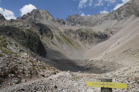 Le lac de Combeynot, vide, le 11/08/22 © C. Coursier - PNE