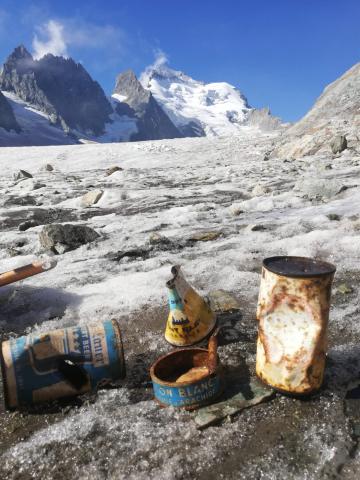 Nettoyage au glacier Blanc © A. Brenon - PNE