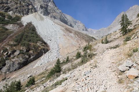 Éboulement dans le vallon du Sélé © T. Maillet - PNE