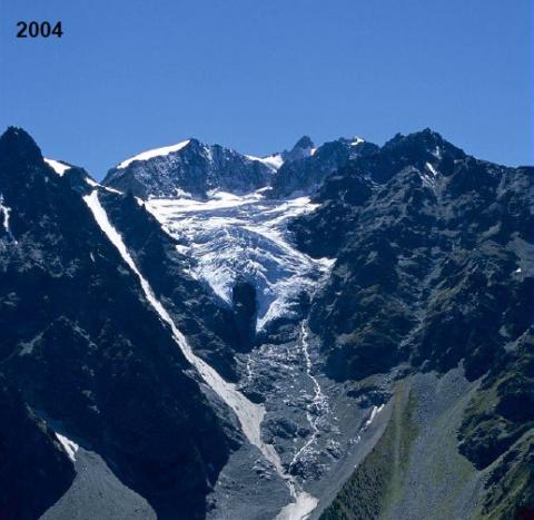 Le glacier du Casset et le couloir Davin en 2004 © B. Nicollet - PNE