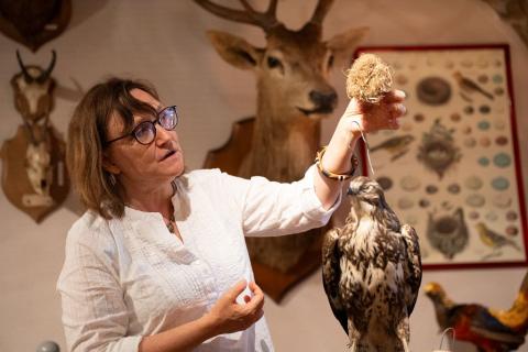 Géraldine Oudot, responsable de l'écomusée de la faune à Saint-Léger-les-Mélèzes © Florent Pedrini - PNE