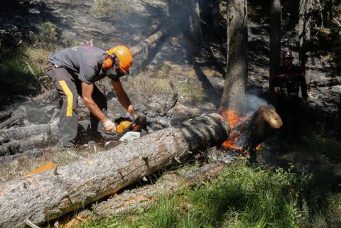 Renfort dans la lutte contre l'incendie - X. Kieser (C) Parc national des Ecrins