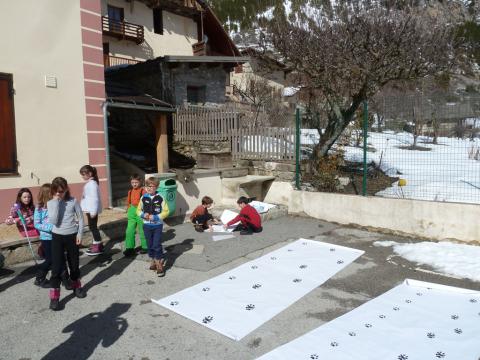 Séance sur le loup - 16 mars 2018 - ecole Freissinières - Parc national des Ecrins - programme jeunes découvreurs