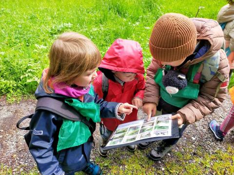 Le road book nous indique le cheminement avec des photos d'éléments marquants du chemin comme repères