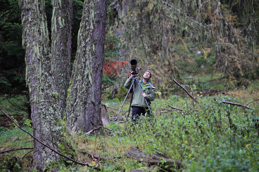David Allemand, en reportage à Molines-en-Champsaur © Marc Corail - Parc national des Écrins