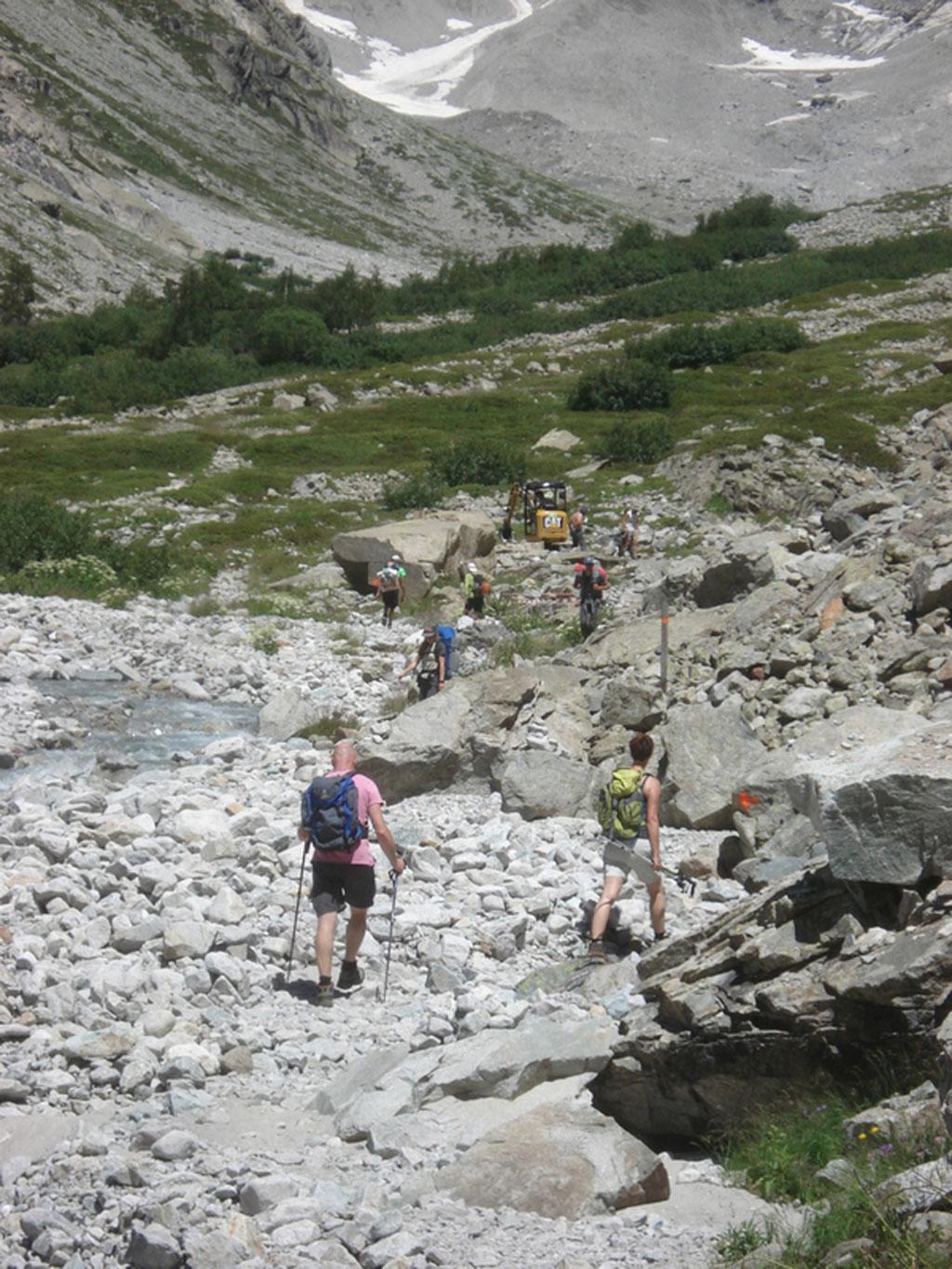 Travaux aux étançons - itinéraire Chatelleret - juillet 2016 © S-D'Houwt - Parc national des Écrins