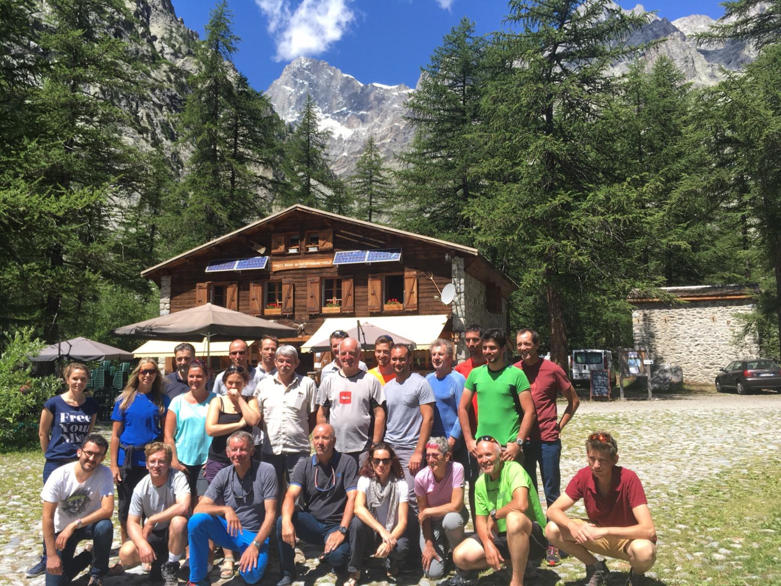 Groupe mesure Barre des Ecrins - Photo Gaëlle Moreau - D'Com