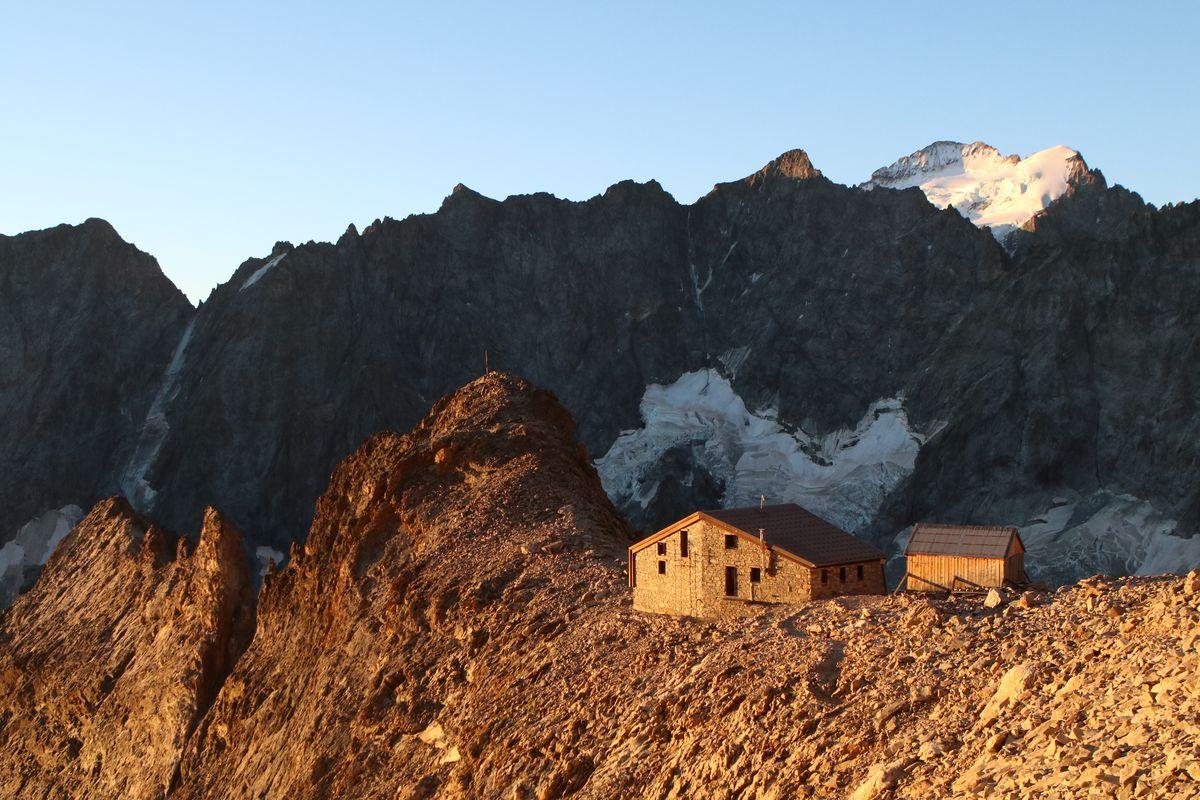 Le refuge d'Adèle Planchard - © Coursier Cyril - Parc national des Écrins