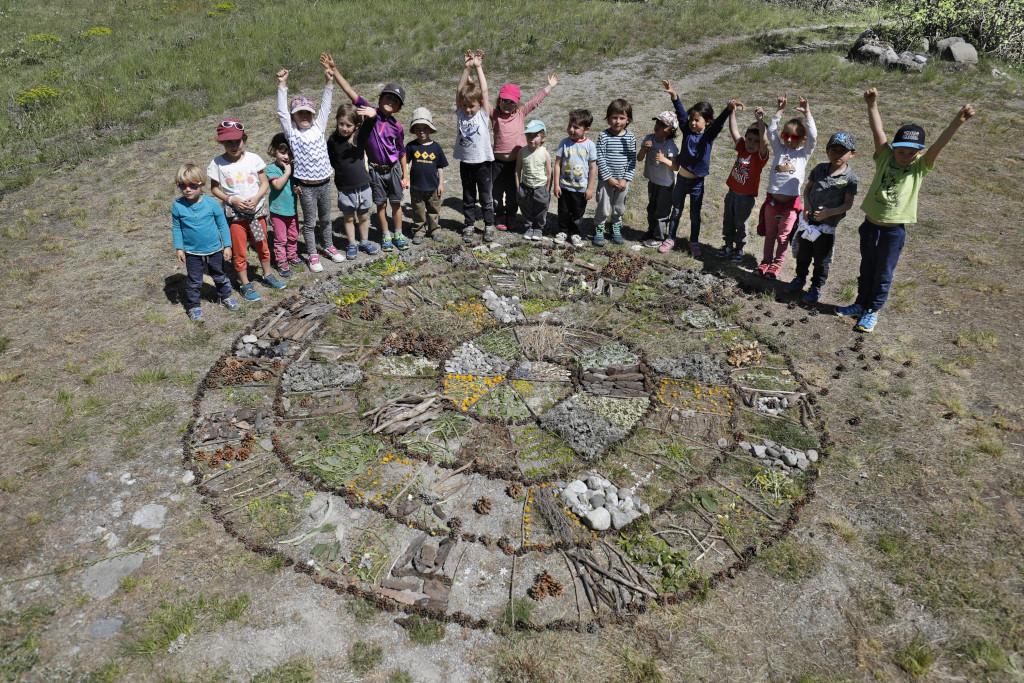 Art et nature - scolaires -Ecrins de nature 2019 - Vallouise - photo P.Saulay - Parc national des Ecrins