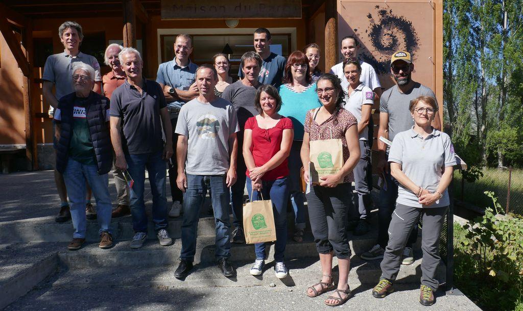 Le jury et les participants du concours. Marine Gourlain est en bas, 2e en partant de la droite © I. Miard - PNE