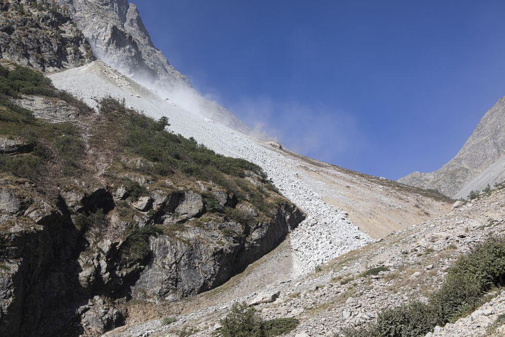 Éboulement dans le couloir Pelas-Vernet © T. Maillet - PNE