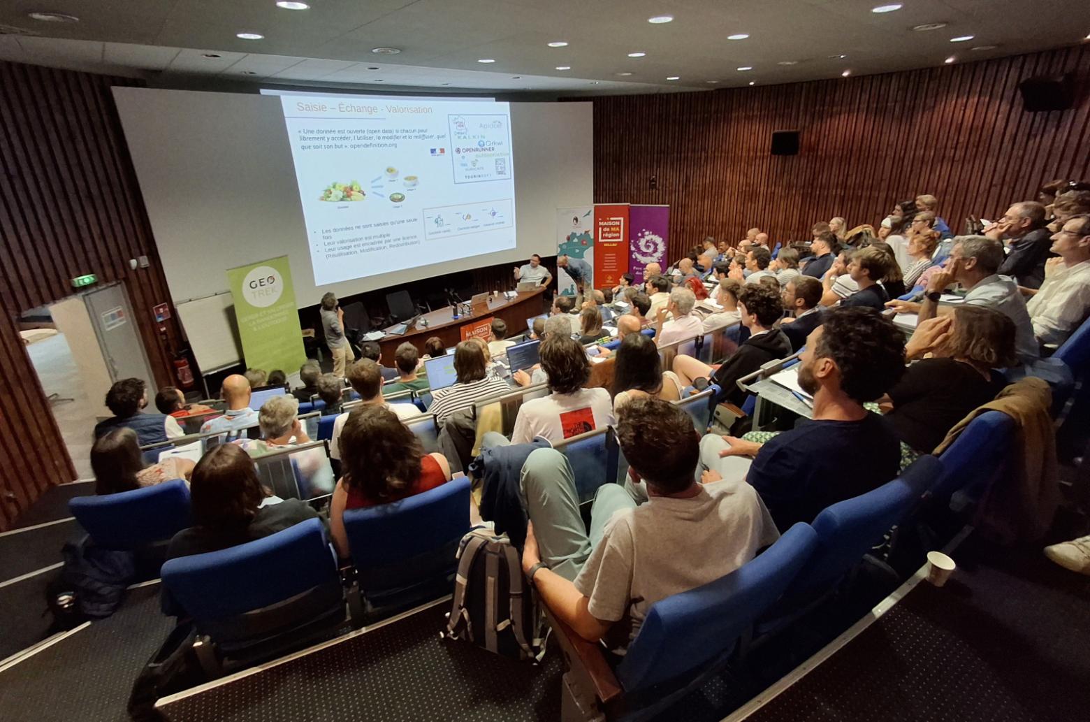 Intervention sur l'open data (C) C. Monchicourt - Parc national des Ecrins