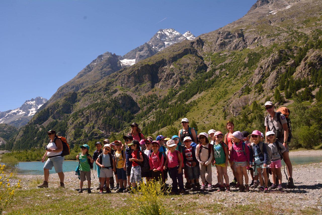 Sortie de fin d'année à l'Alpe de villar d'Arène - école de Savines - © M-Coulon - Parc national des Ecrins