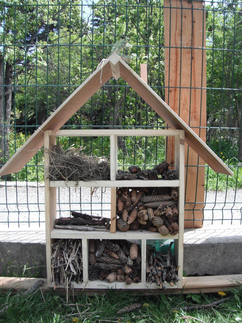 maison à insectes - école de Vallouise - 2015-2016