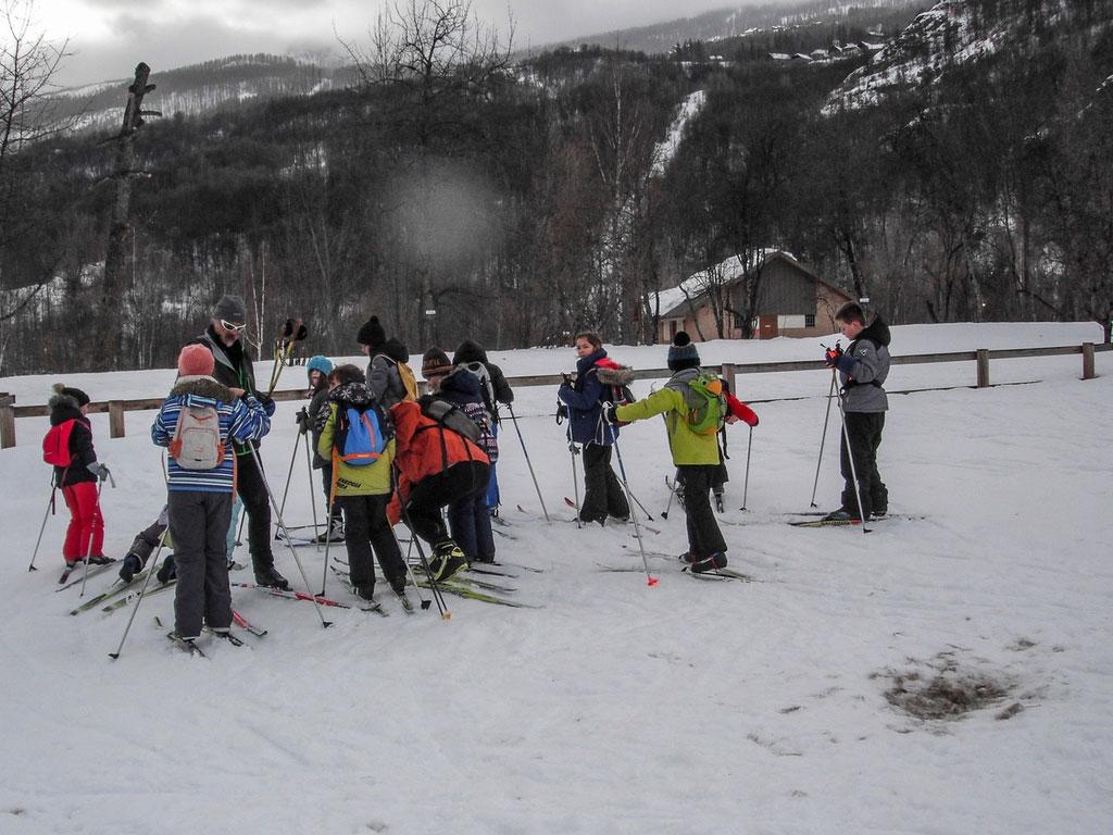 Ecole Pelvoux Vallouise - sortie et restitution traces et indices - projet pédagogique avec le Parc national des Ecrins - 2017-2018